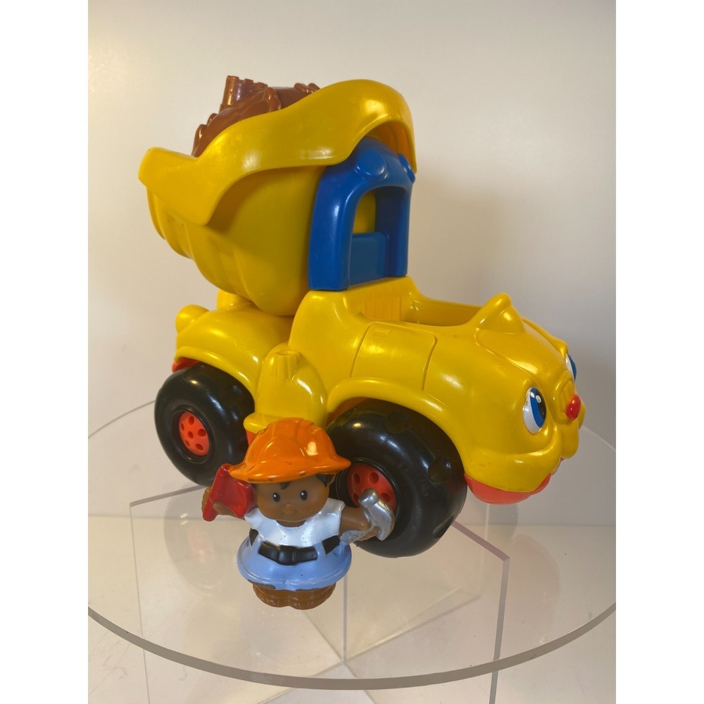 FISHER PRICE LITTLE PEOPLE LIL MOVERS DUMP TRUCK & MAN